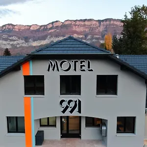 Hotel 991, Viviers-du-Lac