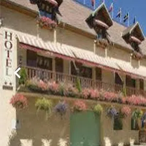 Hotel 07 50 44 Du 39 22 Tilleul, Corps