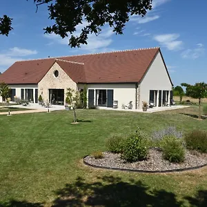 Bed & Breakfast Aux 3 Forets, Bizeneuille